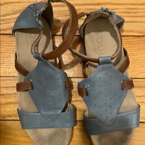 Women’s sandals